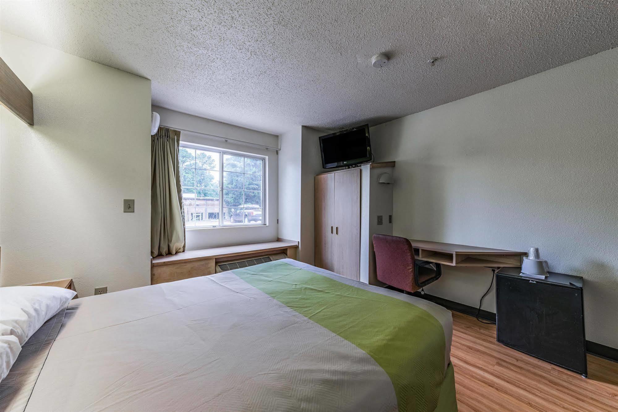 Motel 6-Charlotte, Nc - University Екстер'єр фото