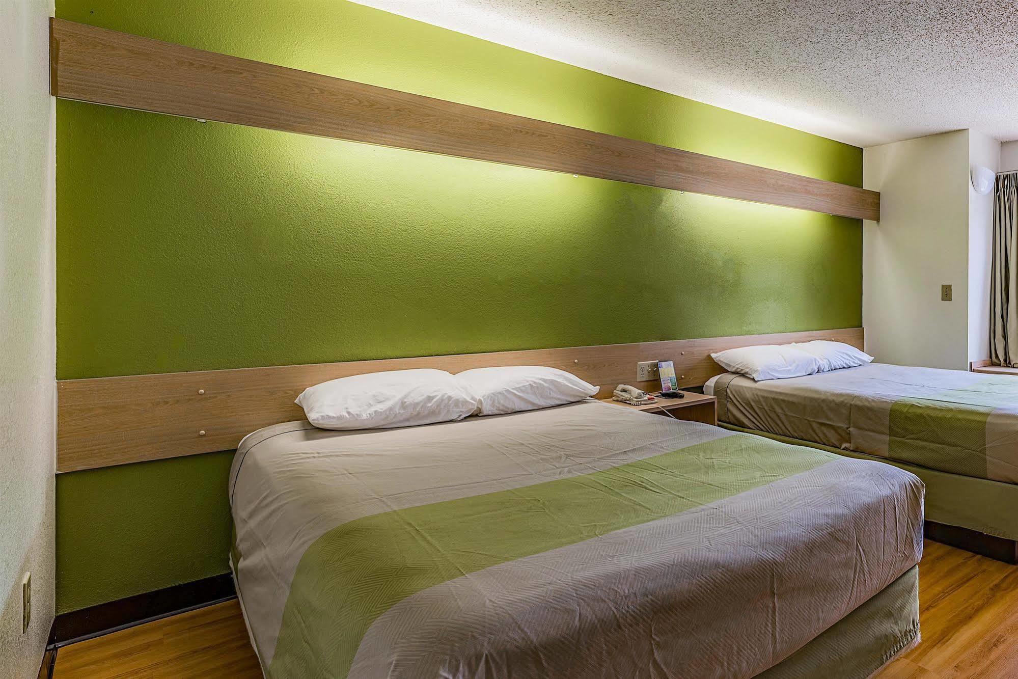 Motel 6-Charlotte, Nc - University Екстер'єр фото